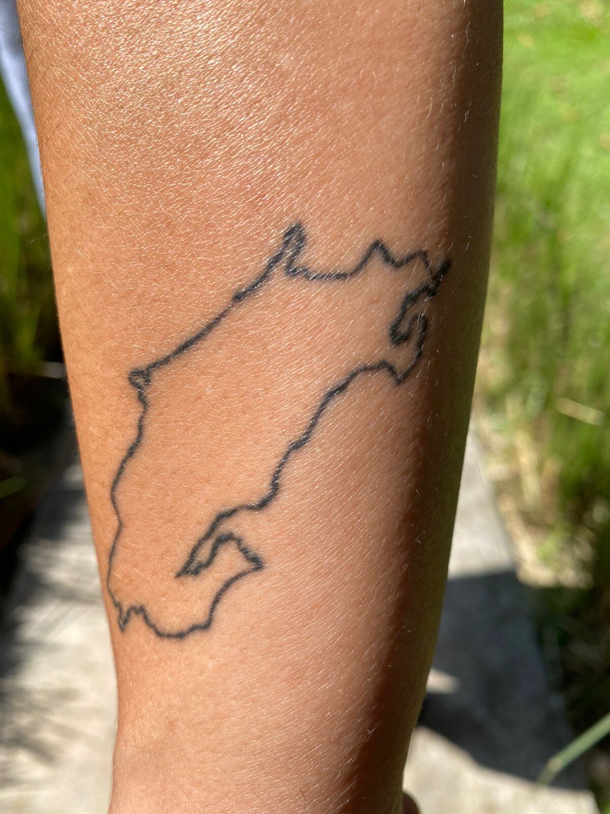 Tatuaje patriótico de la jugadora de Saprissa, Sofía Varela. Cortesía.