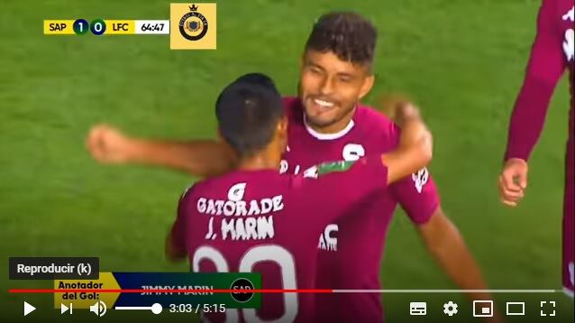 Los jugadores de Saprissa se abrazaron en los festejos y no fueron sancionados