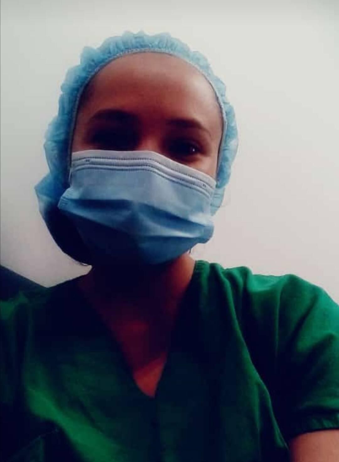 Yessica Rivera Salazar, joven de 28 años que murió al caer por un precipicio en el cerro Tinajitas en San Ramón de Alajuela. Foto tomada de Facebook.