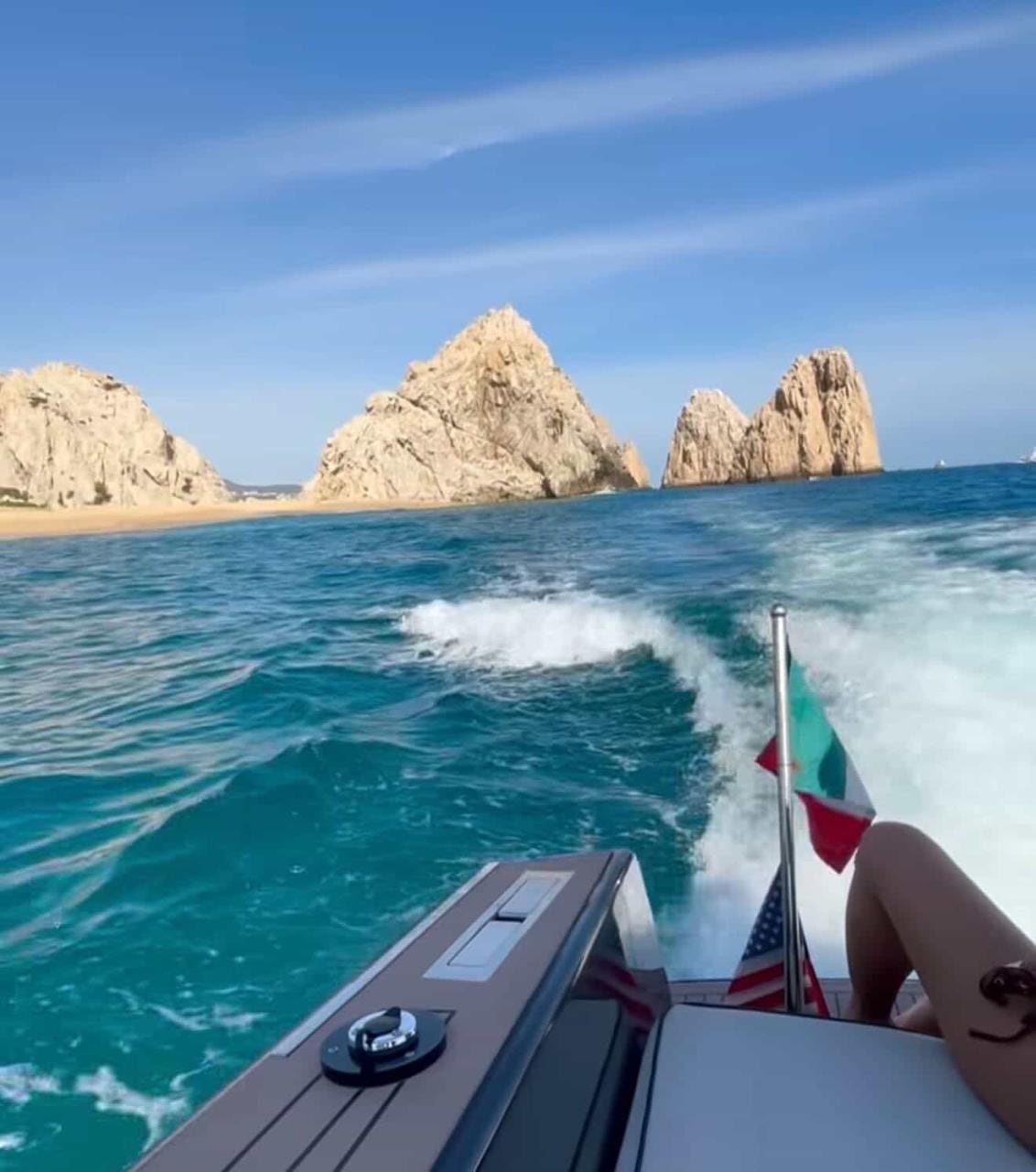 Karina Ramos y su nueva pareja Tomás Porras. Fotos Exclusivas de La Teja