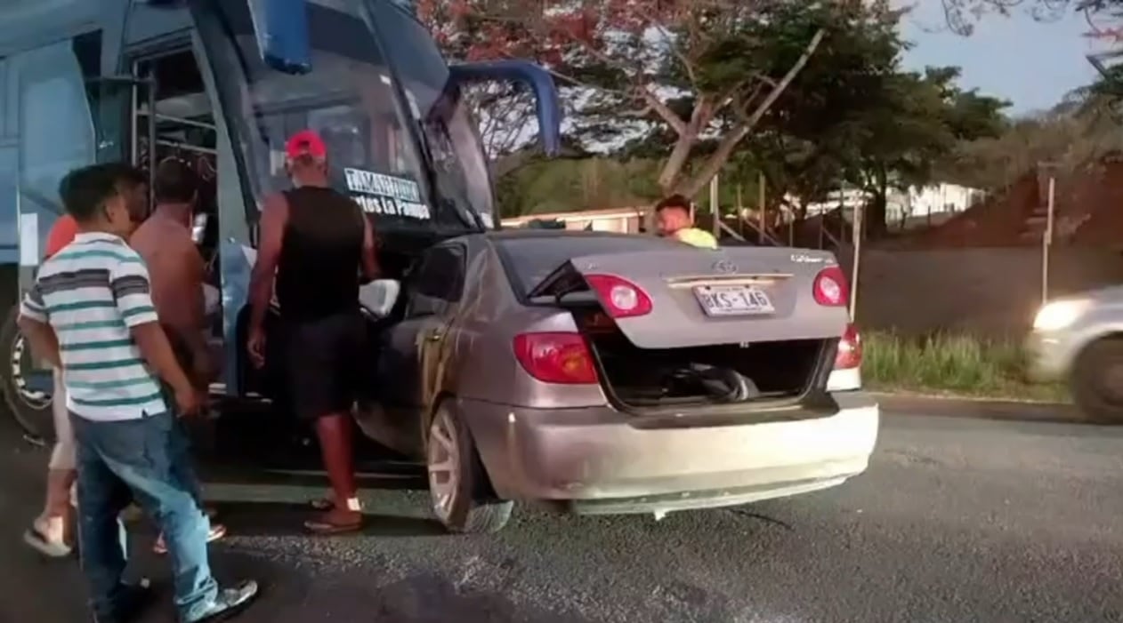 El mortal choque ocurrió en Santa Cruz de Guanacaste. Foto Facebook.