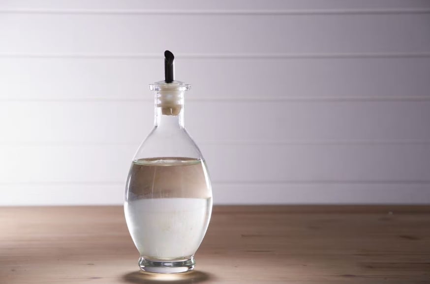 El vinagre blanco se convirtió en un aliado para la limpieza del hogar. Conozca todos sus usos. X (antiguo Twitter).