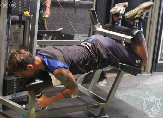 Desde que inició el torneo de Apertura, Kenneth le ha puesto bonito con el trabajo en gimnasio y la alimentación. Instagram.