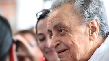 Abel Pacheco fue a votar y lanzó filazo a Pueblo Soberano: “Soñar no cuesta nada”