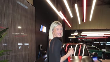 Un accesorio común e “inofensivo” casi le arrebata la vida a una reconocida influencer