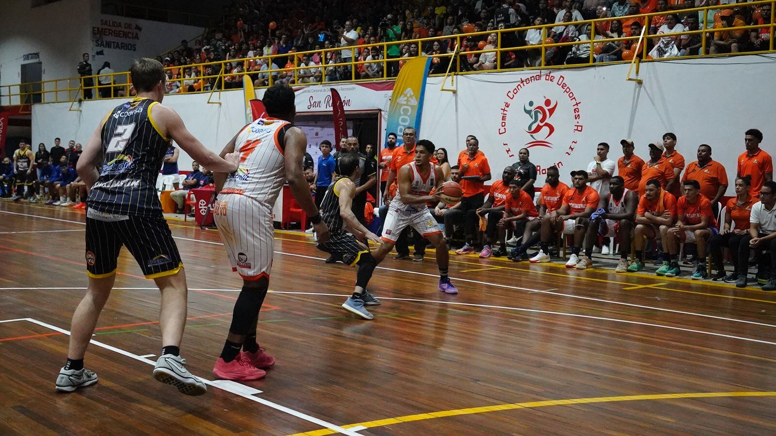 Final baloncesto, Colegio de Abogados - Pelicans