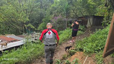 Indignante: Mujer llamó para alertar sobre casa sepultada, pero la emergencia ocurrió ayer