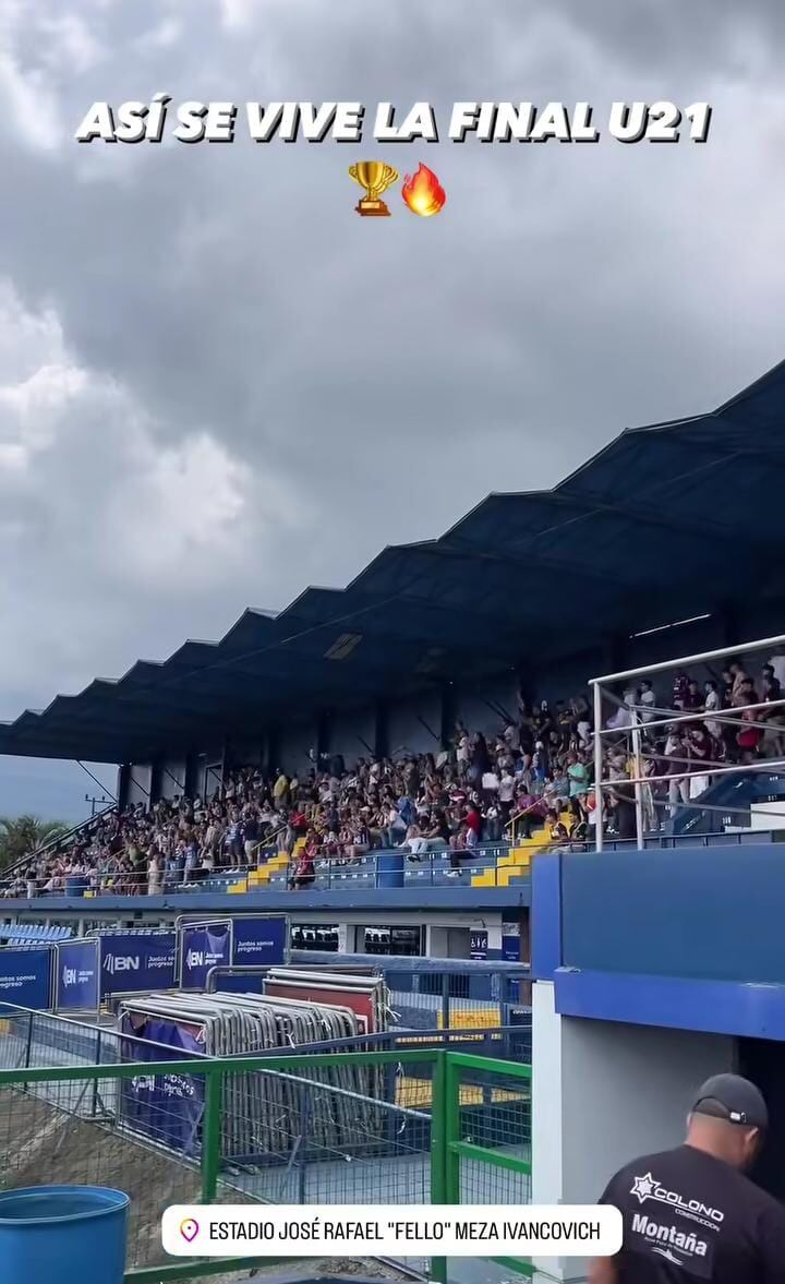 Así se vivía la final del torneo sub 21 antes de que fuertes lluvias destrozaran el Fello Meza