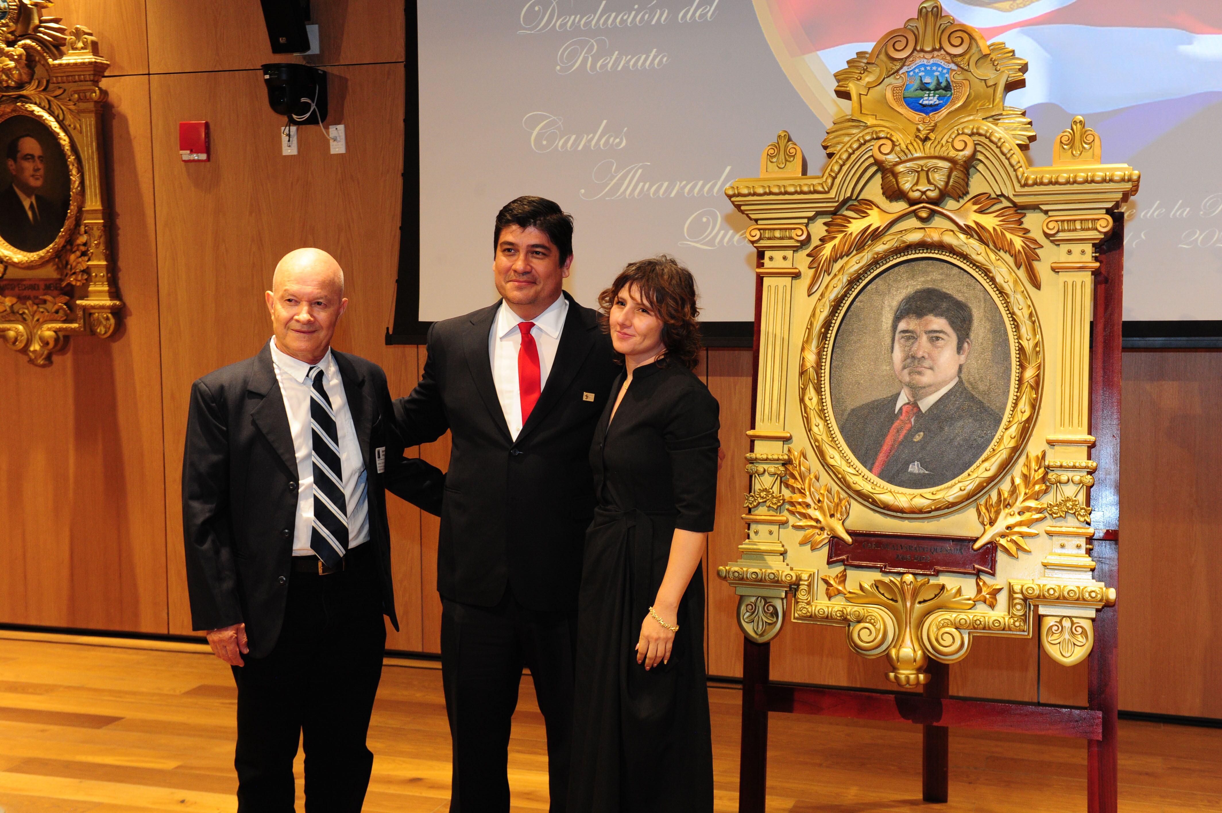 develación del retrato del expresidente Carlos Alvarado Quesada.