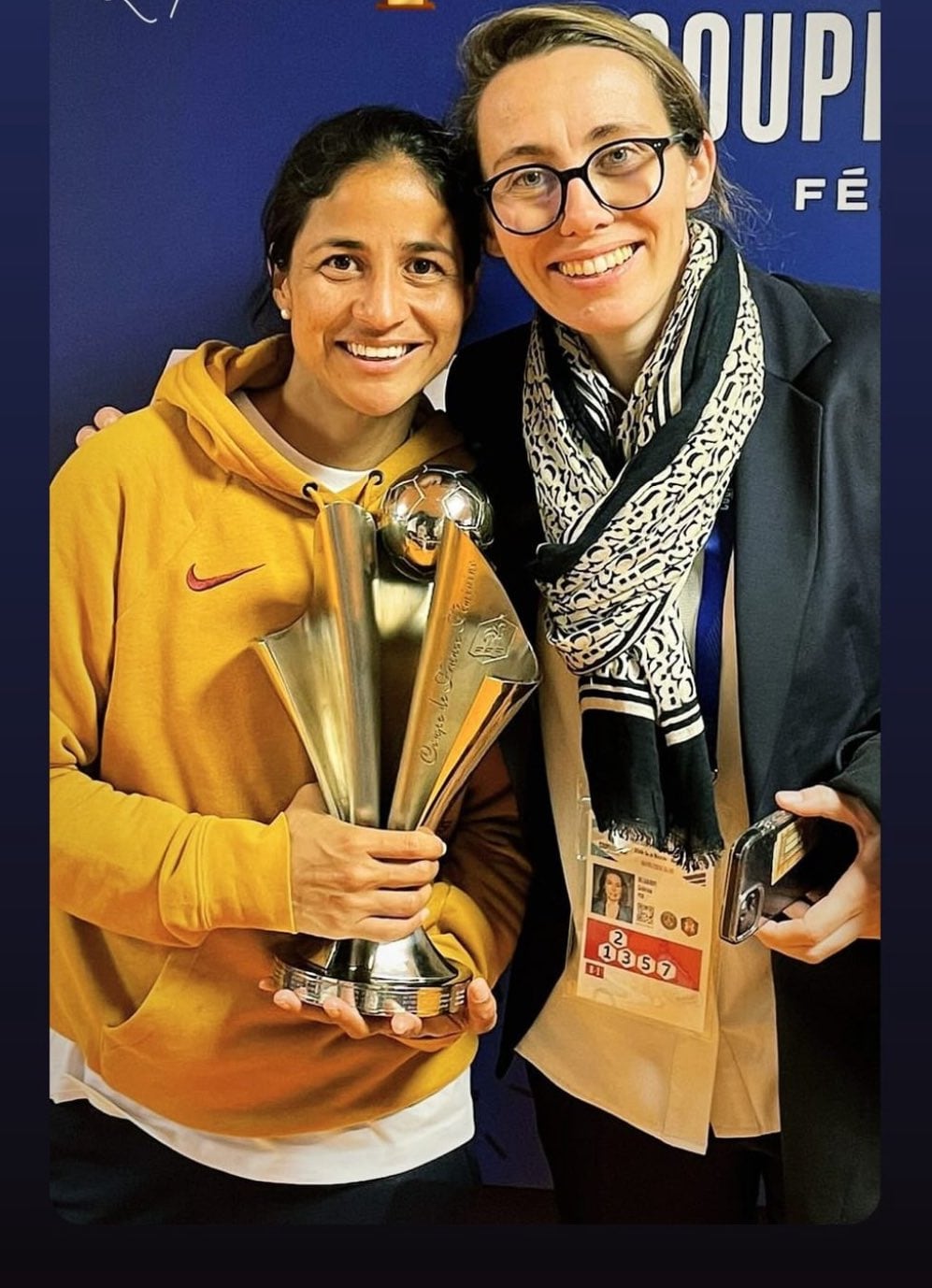 Shirley Cruz ganó su primer título como asistente del PSG femenino.