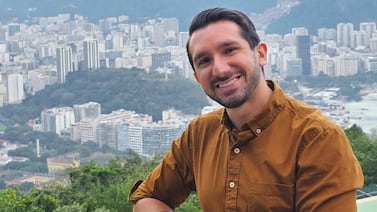 Juan Carlos Zumbado se lanzó en un columpio a gran altura, pero las cosas no salieron como esperaba