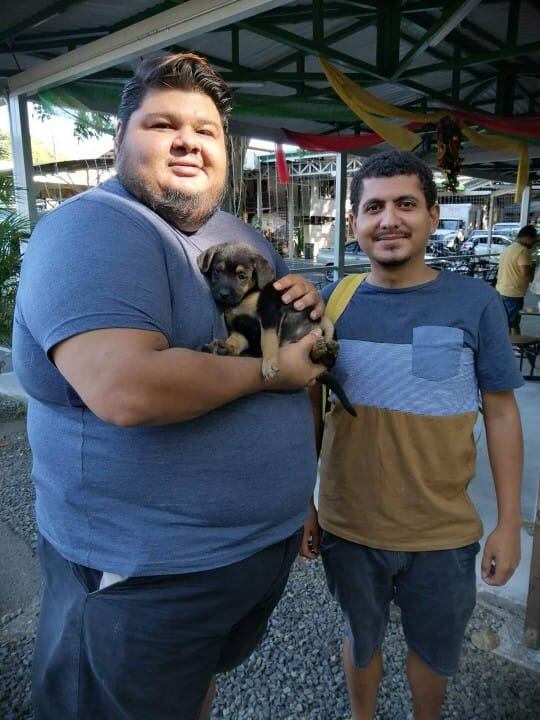 Ronald Gonzalez joven con obesidad