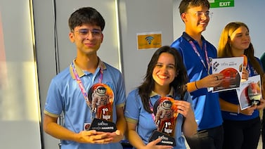 Dos estudiantes de Coronado y Desamparados ganaron un reto espacial para perseguir un sueño marciano