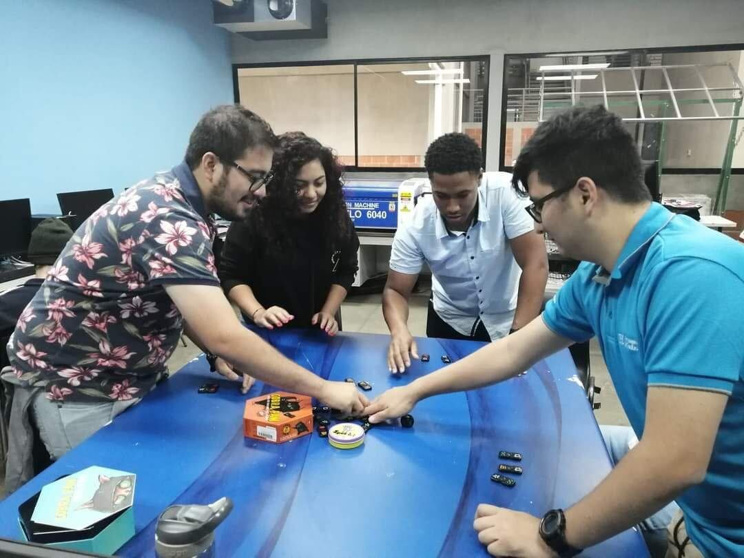 Estudiantes del TEC necesitan ayuda para viajar a Argentina