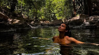 Estrella de la WWE presume la gran vida desde Costa Rica