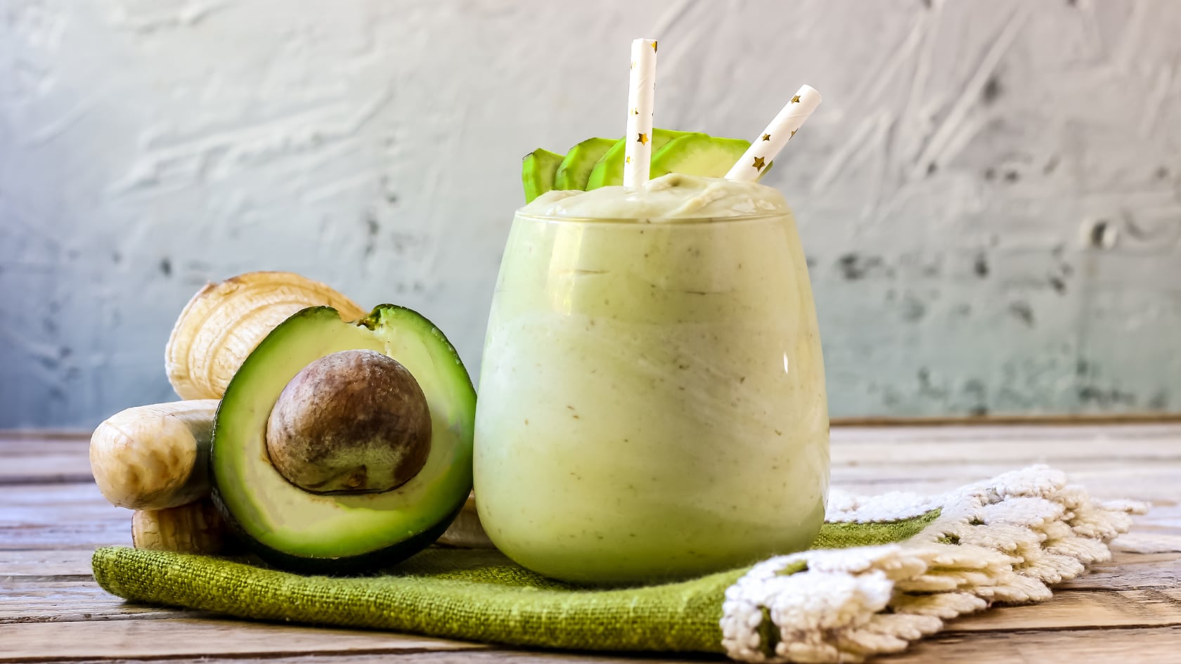 Una fruta rica en grasas saludables que, licuada, mejora la salud del corazón, controla el apetito y fortalece la digestión y los huesos.