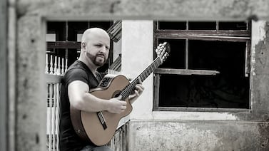 Yecson Carvajal, ganador de Nace una estrella 2009, sorprendió con su cambio