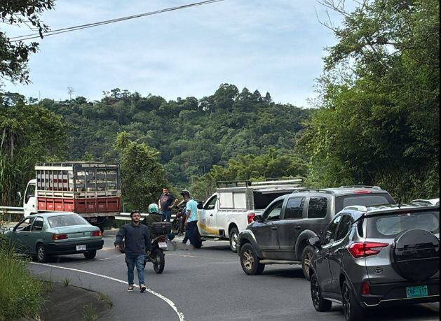 Un hombre falleció al chocar contra un camiónUn hombre falleció al chocar contra un camión