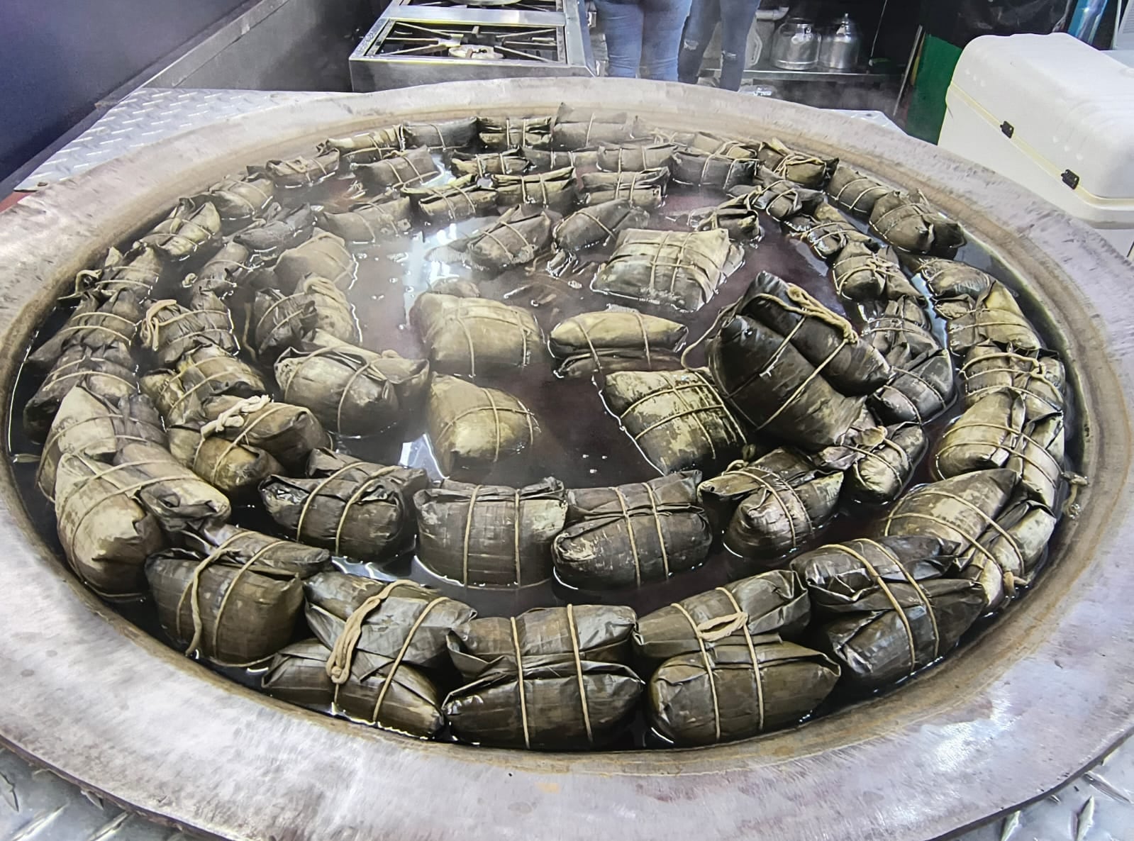 El cantón de Aserrí está listo para llenarse de sabor, música y tradición con la esperada Expo Tamal 2025, que se realizará del jueves 30 de octubre al lunes 3 de noviembre en el parque central aserriceño