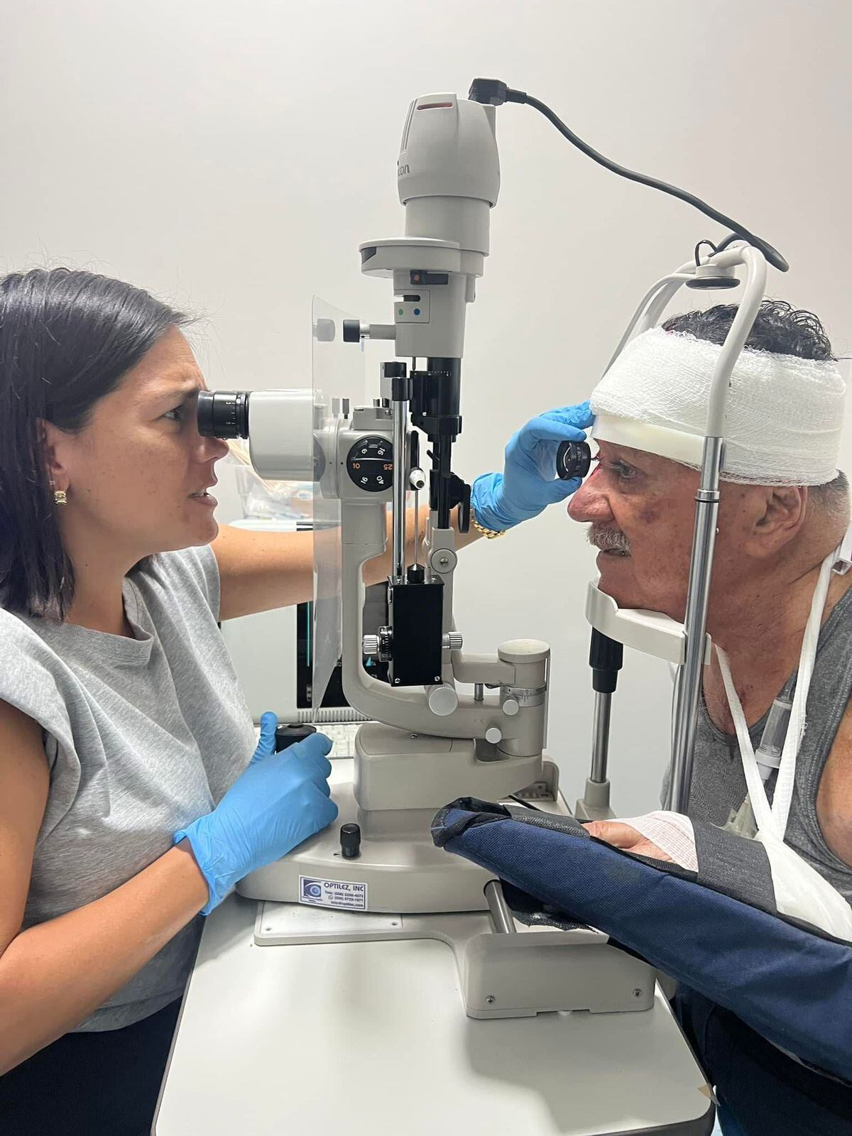 Papá de Maureen Salguero Para la teja