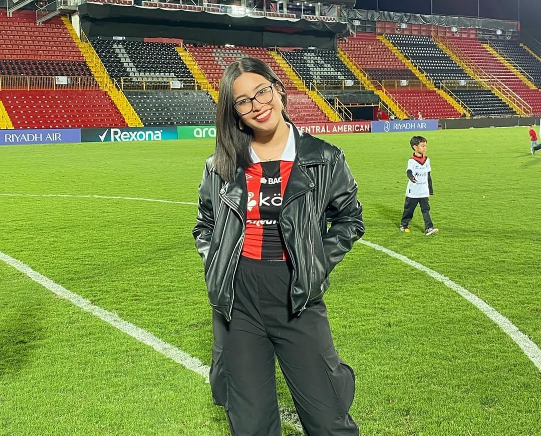 Nazarteh Villalobos la tiktoker manuda