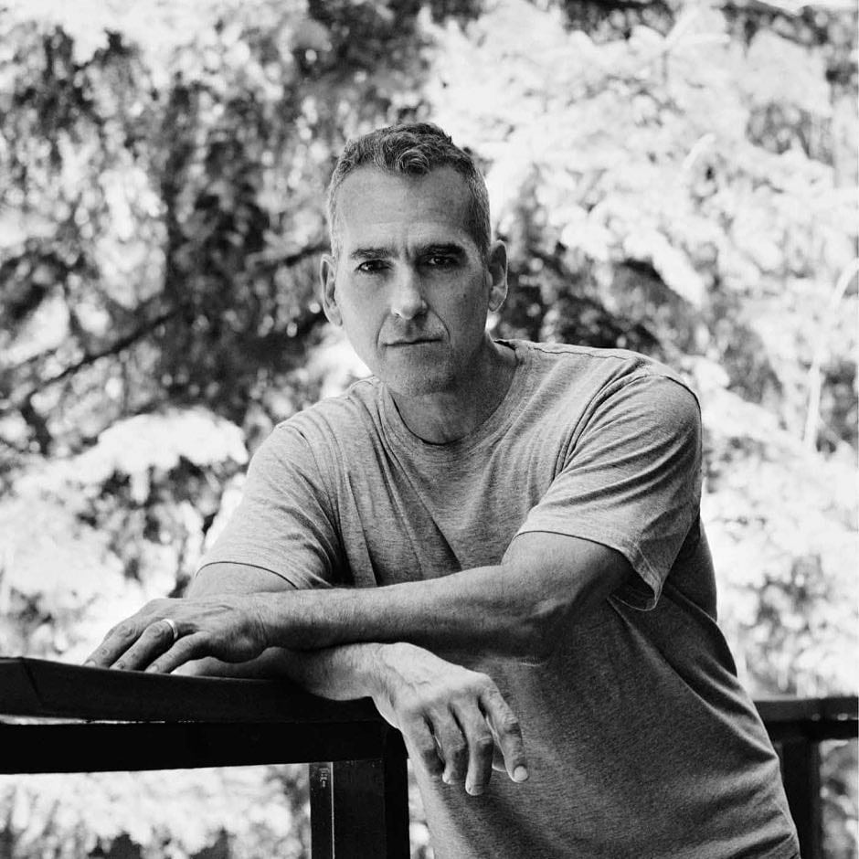 El fisicoculturista estadounidense Bob Paris vivió un calvario cuando contó que era homosexual. Instagram Bob Paris Fan Page.