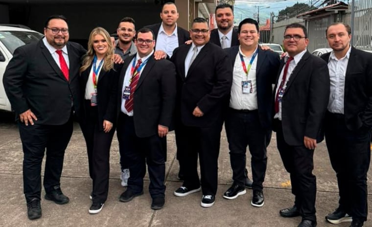 Ian García Castro, periodista deportivo de Teletica Radio.