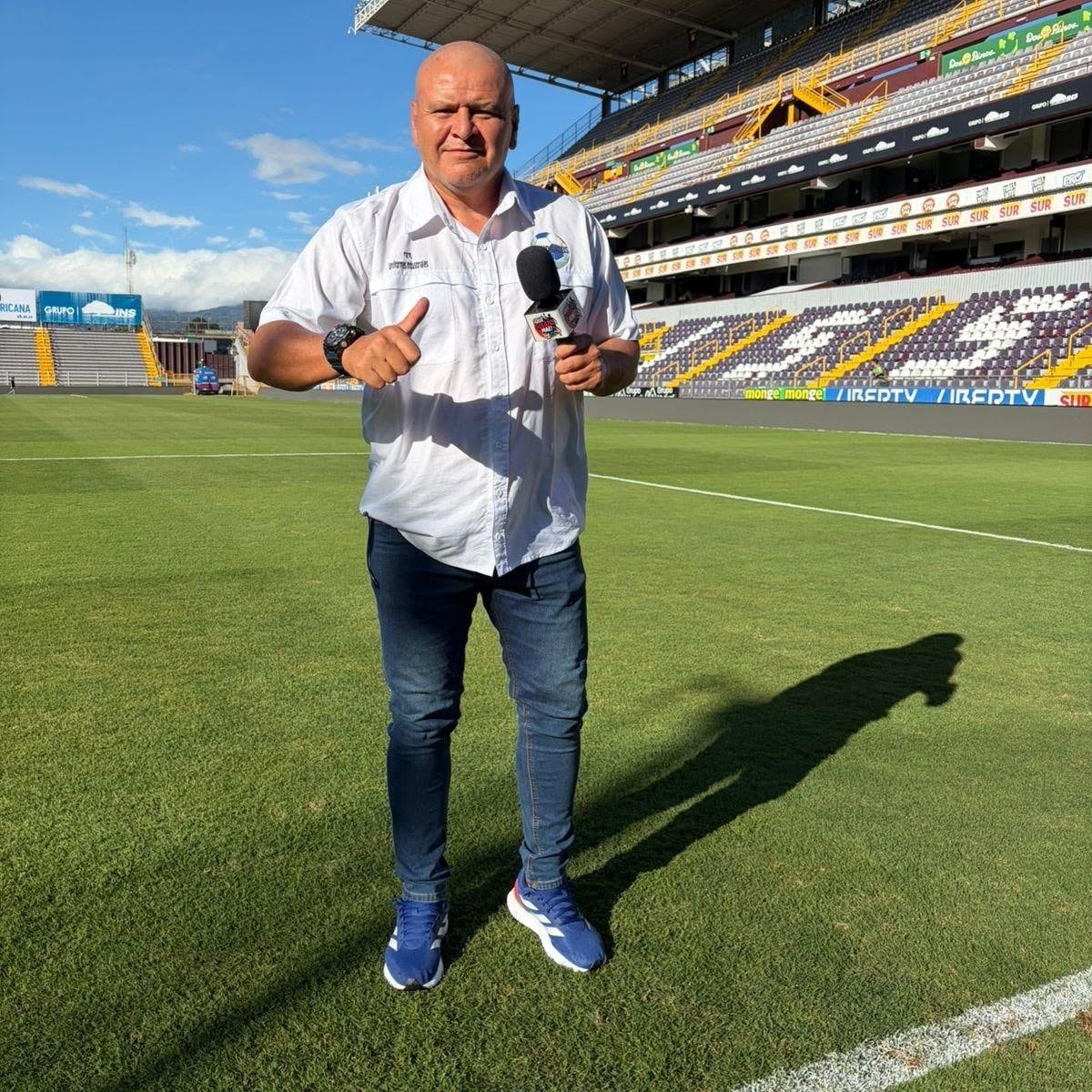 Cristian Mena.