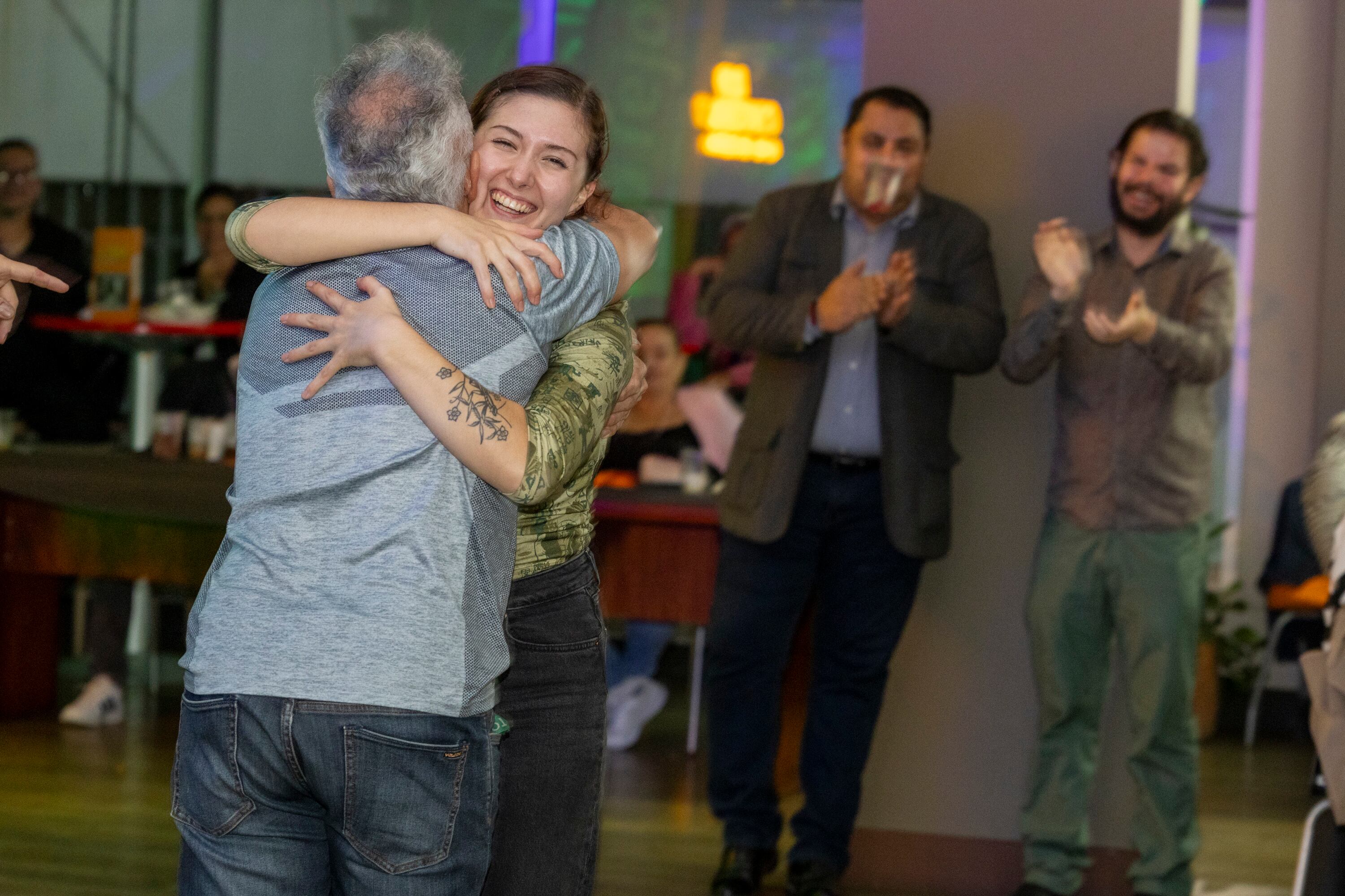 13/10/2024, San José, Grupo Nación, celebración del aniversario numero 18 del periódico La Teja, empleados y lectores reunidos para la celebración.