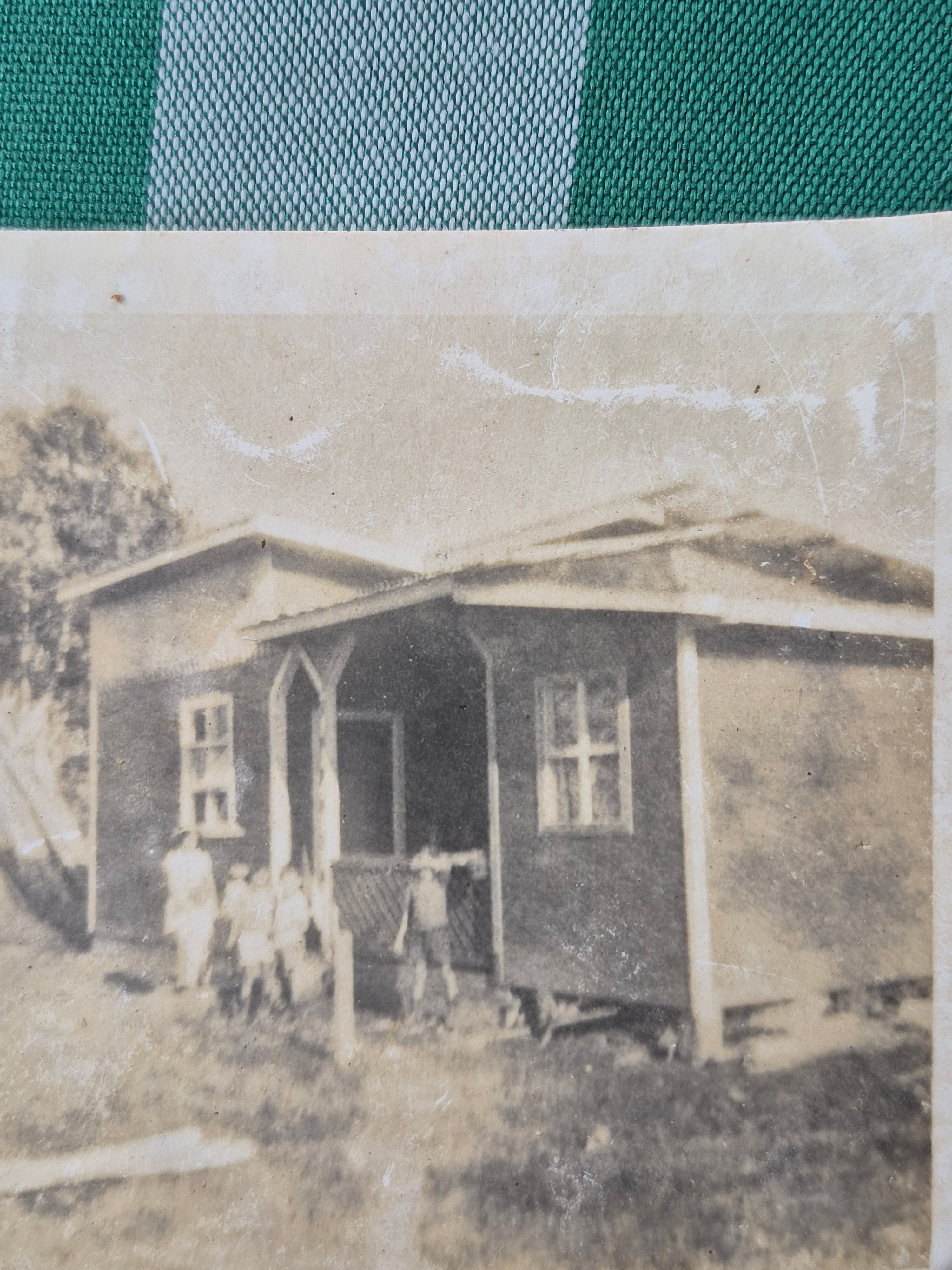 El 29 de julio de 1968, el volcán Arenal despertó con una violencia que Costa Rica jamás había visto. La familia Peñaranda Quesada revive la mañana en que su familia escapó de la erupción del volcán Arenal
