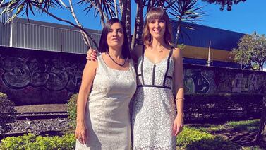 (Video) Hija de Marta Esquivel salió buena para los manazos