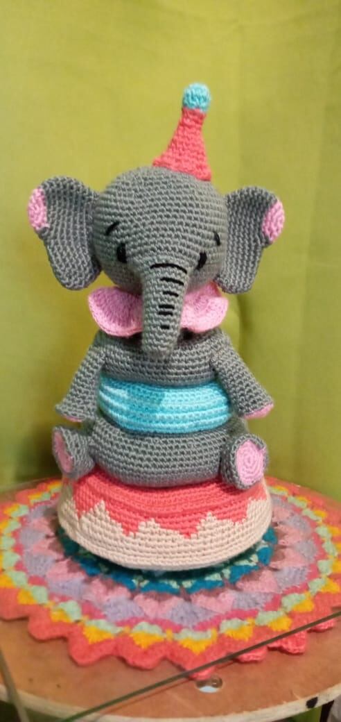 Marlene Salgado Balladares, vecina de La Lucha de Potrero Grande en Buenos Aires de Puntarenas, cómo arrancó su calvario físico y sicológico tras un accidente de tránsito tras el cual le amputaron la pierna izquierda.