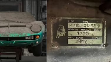 Rescatan un carro que estuvo en un depósito de chatarra por 50 años y lo venden en más de un millón de dólares