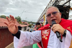 Padre Sergio Valverde opina sobre la elección de Laura Fernández como presidenta