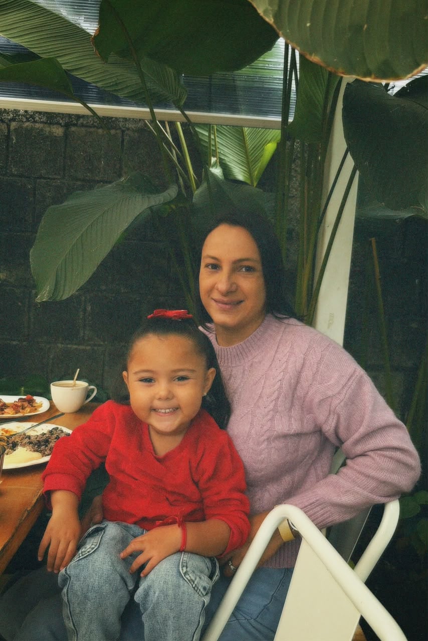 En el Día Mundial del Pan, que se celebra cada 16 de octubre, la historia de doña Laura Mejía, vecina de Santa Bárbara de Heredia, nos recuerda que la panadería es una pasión de vida. Ella tiene un negocito que se llama Valentina Bakery