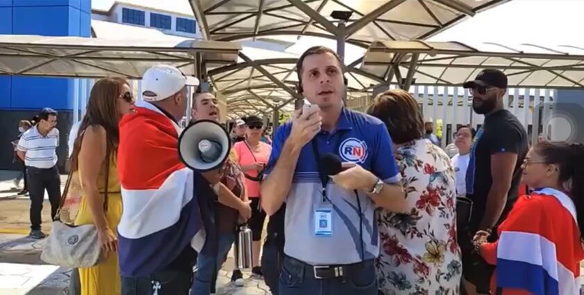 Detienen a periodista y a dos sospechosos más de motín en hospital de Heredia