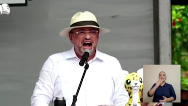 Rodrigo Chaves se paseó en la fiesta de los 200 años de la Anexión por andar haciendo politiquería