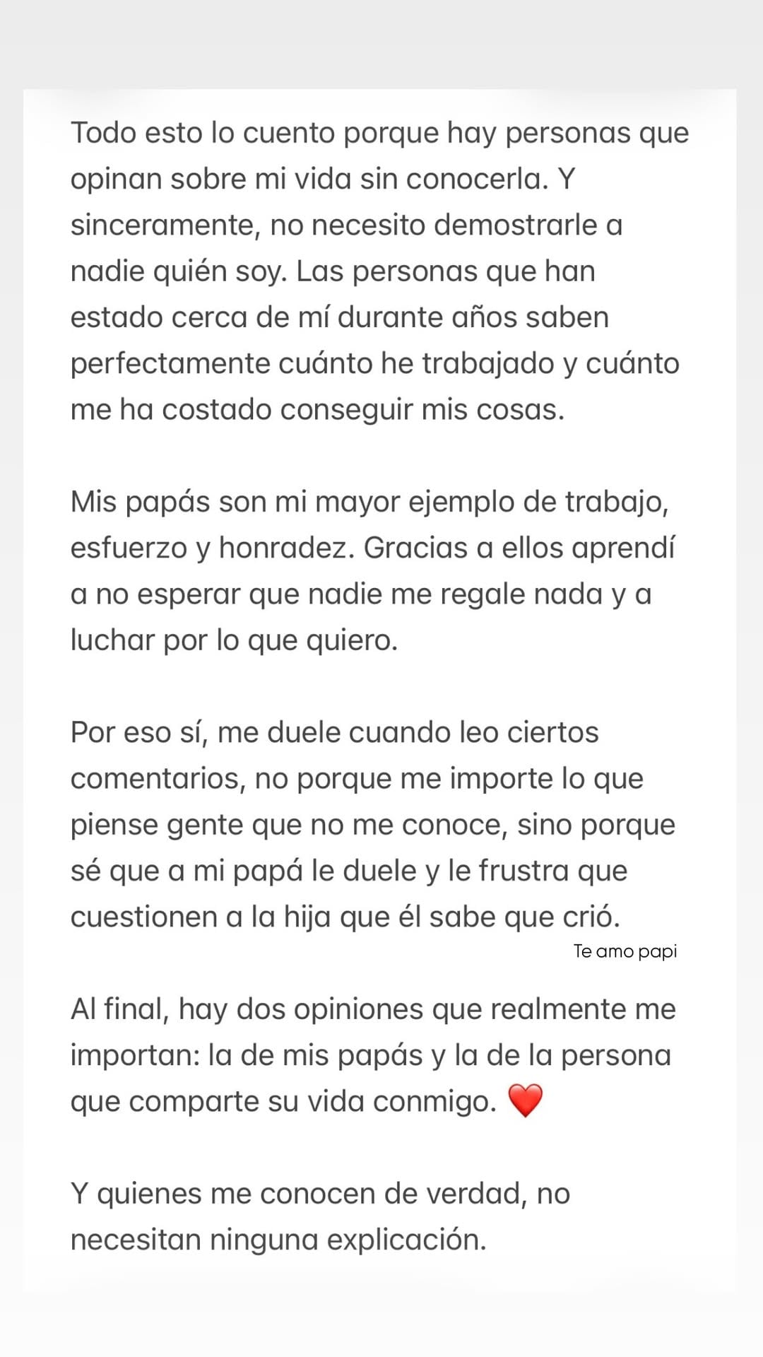 Novia de Jeyland Mitchell