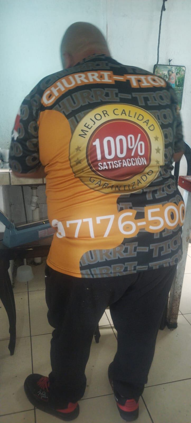 Andrés Alpízar Ortega emprendedor de churros.