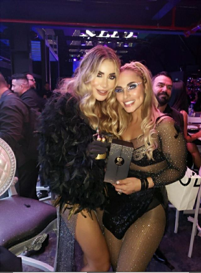 Melissa Mora y Yoko G.