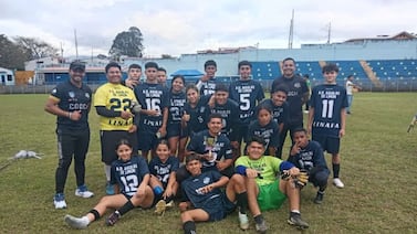 ¡Limón campeón! Policías y jóvenes unidos contra la delincuencia mediante el fútbol