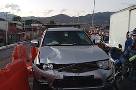 Video muestra indignante acción de conductor tras atropellar a motociclista en Circunvalación