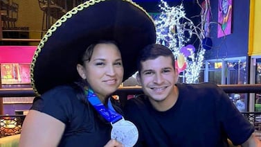 Mamá de Byron Mora cuenta los nervios que ha sentido al ver a su hijo como titular de Alajuelense