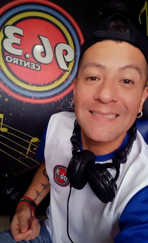 Locutor y Dj Michael Salazar
