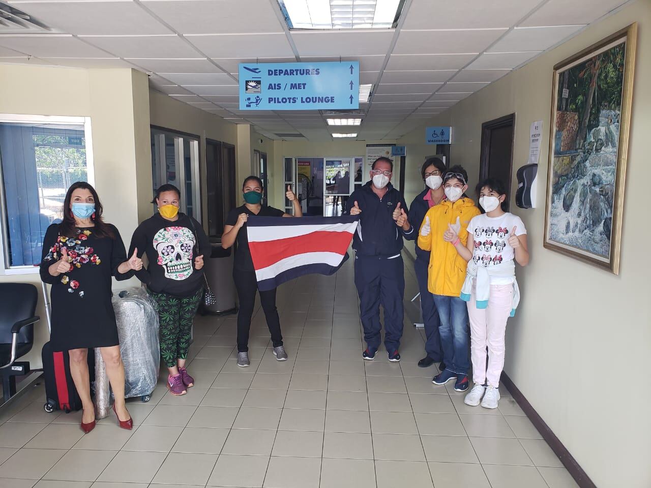 48 ticos regresan a casa desde República Dominicana y Jamaica