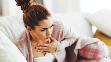 ¿Sufre de acidez? Estos remedios naturales pueden ayudar a aliviarla rápidamente