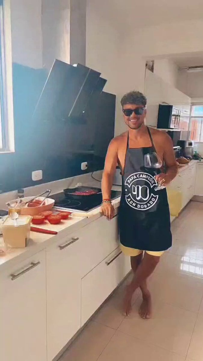 Christian Bolaños recibió un regalazo del Saprissa