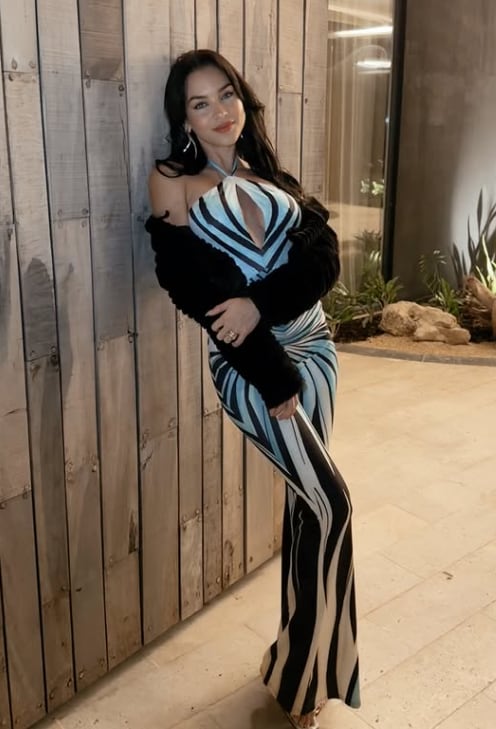 Linda Liz, hija de Lynda Díaz, se quita sus antojos de embarazo