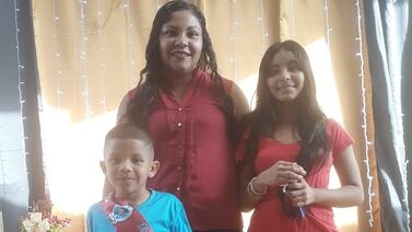 La hermosa historia detrás de la mamá estudiante que recibirá la Antorcha de la Libertad