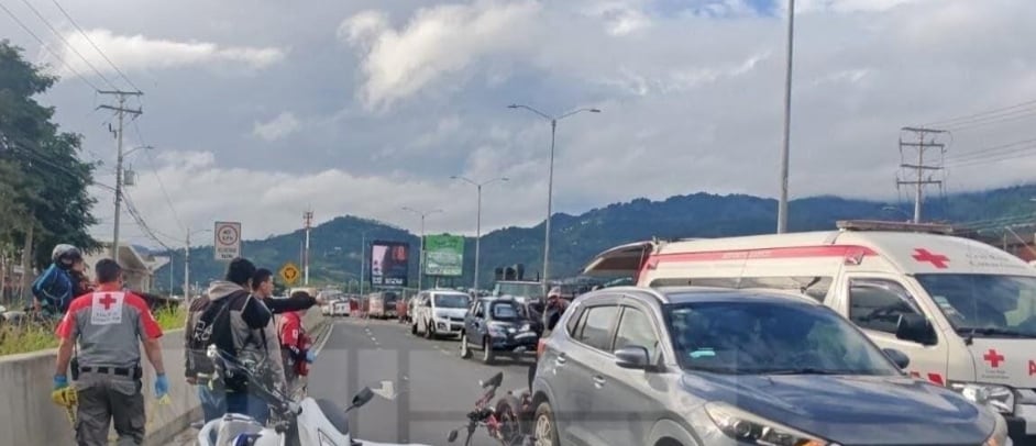 Tres familias recibieron una noticia devastadora durante las primeras horas de este sábado 31 de octubre del 2026, una de las fatalidades fue sobre Circunvalación. Foto: ANI
